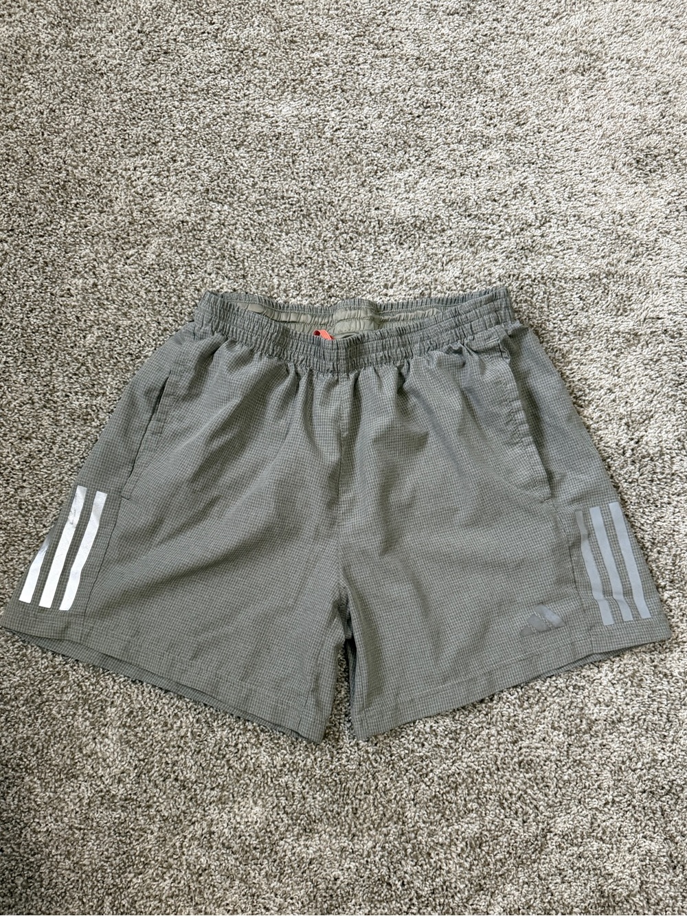 Adidas Men’s Gray/Tan Athletic Shorts